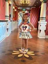 Load image into Gallery viewer, Natalie Patent Leather Bow Sandal