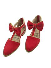 Load image into Gallery viewer, Scarlet sweetheart heels