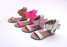 Load image into Gallery viewer, Natalie Patent Leather Bow Sandal