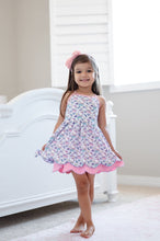Load image into Gallery viewer, Mermaid Kitty - Scalloped Playset - Three By The Sea Clothing