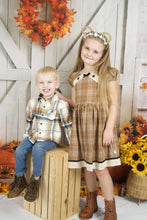 Load image into Gallery viewer, Maple lace scalloped boots