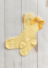 Load image into Gallery viewer, 2023 Spring Socks - Crochet (with Bows) Type 1 - Three By The Sea Clothing
