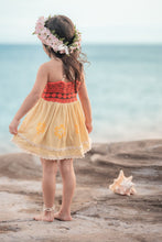 Load image into Gallery viewer, Wayfinder - Voyager Playset - Three By The Sea Clothing