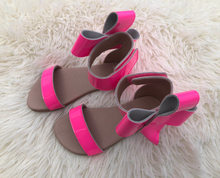 Load image into Gallery viewer, Natalie Patent Leather Bow Sandal
