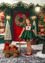 Load image into Gallery viewer, Evergreen Noel (Short Sleeve)
