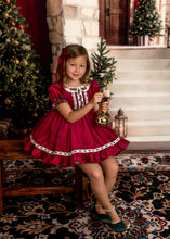 Load image into Gallery viewer, Holly &amp; Ivy in Cranberry (Short Sleeve)
