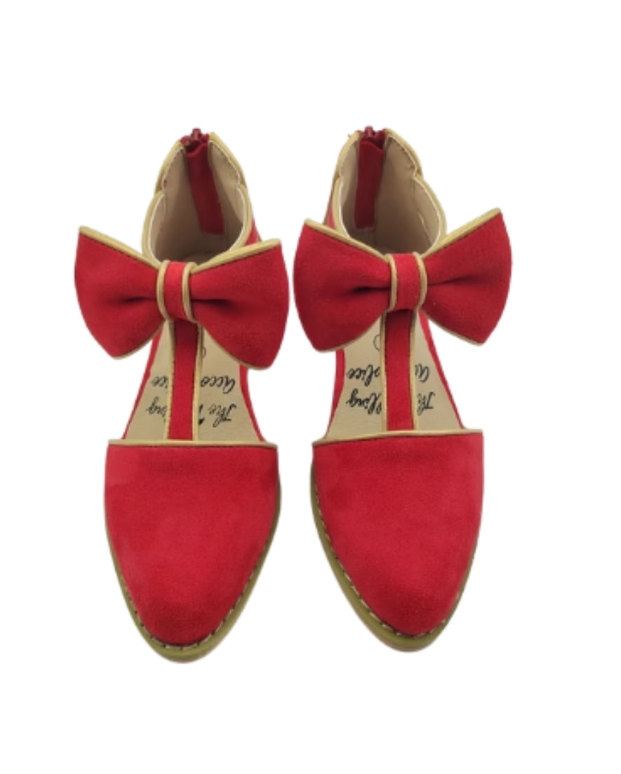 Scarlet sweetheart heels