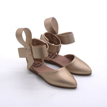 Load image into Gallery viewer, Aubrey bow shoes - champagne gold - Three By The Sea Clothing
