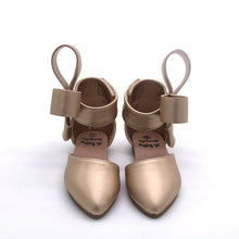 Load image into Gallery viewer, Aubrey bow shoes - champagne gold - Three By The Sea Clothing
