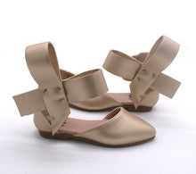 Load image into Gallery viewer, Aubrey bow shoes - champagne gold - Three By The Sea Clothing
