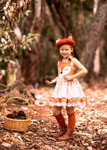 Load image into Gallery viewer, Maple lace scalloped boots
