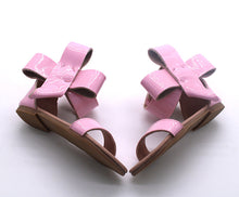 Load image into Gallery viewer, Natalie Patent Leather Bow Sandal
