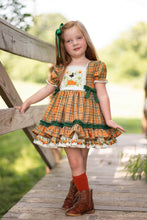 Load image into Gallery viewer, Pumpkin Harvest - Three By The Sea Clothing
