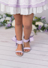Load image into Gallery viewer, Natalie Bow Sandal Lavender pom pom
