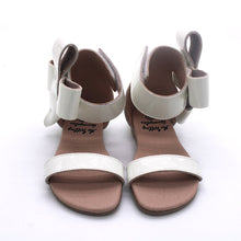 Load image into Gallery viewer, Natalie Patent Leather Bow Sandal
